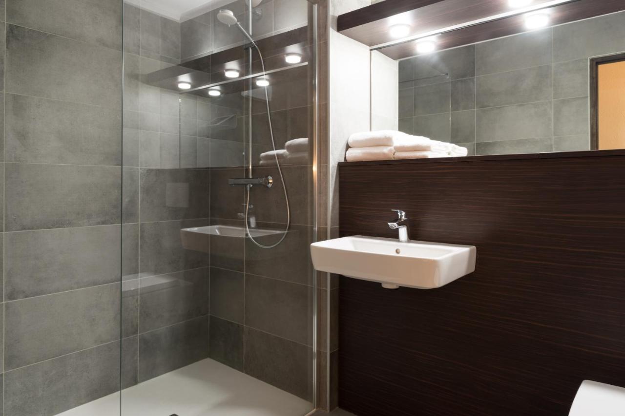 Les Amandiers Hotel 3*