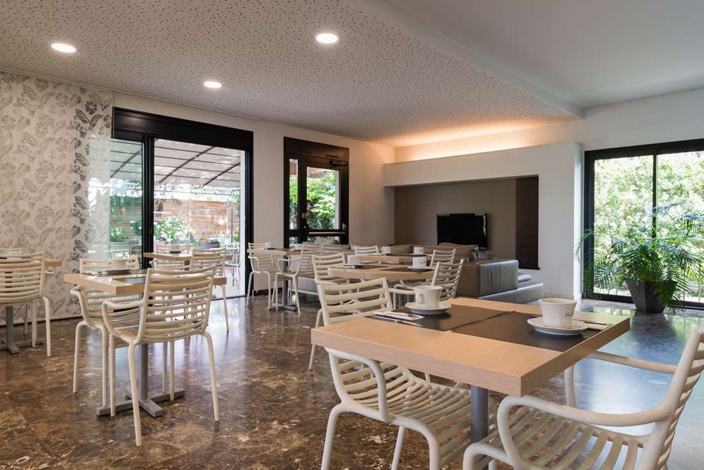 Les Amandiers Hotel Tournon-sur-Rhone