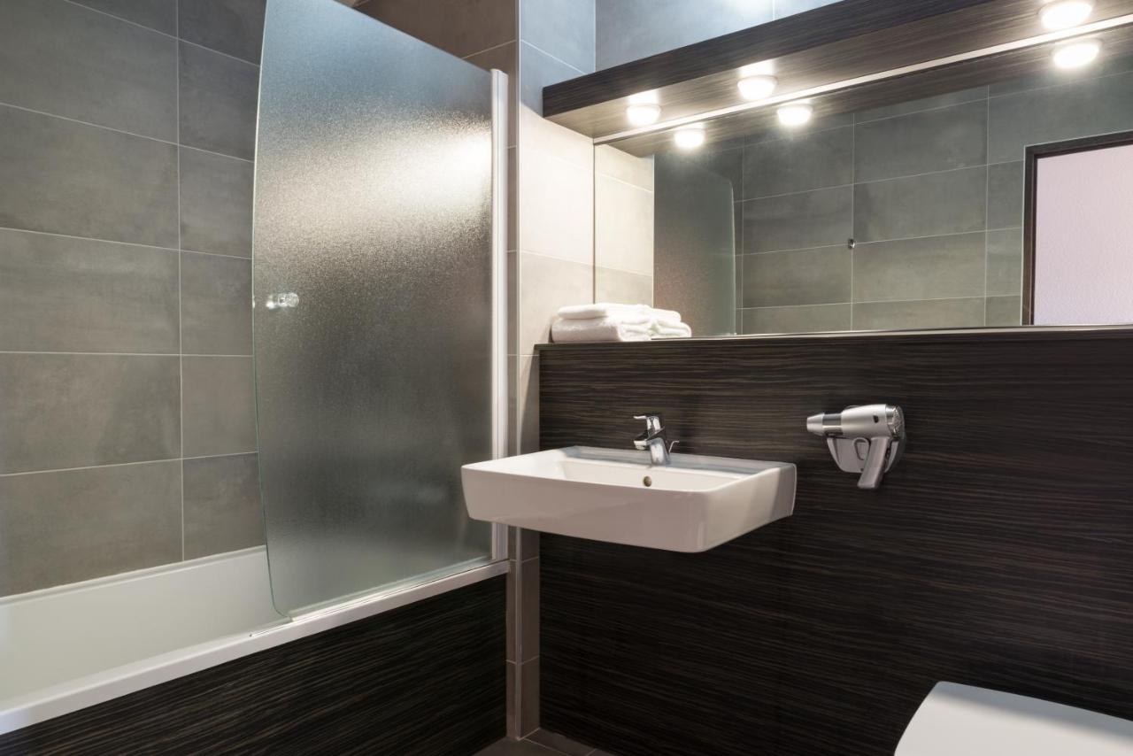 Les Amandiers Hotel Tournon-sur-Rhone